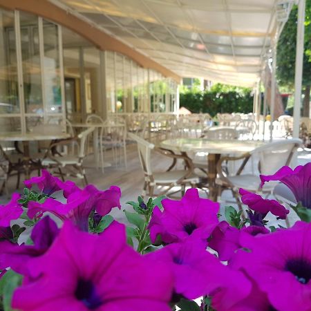 Hotel Gioiosa Чезенатіко Екстер'єр фото